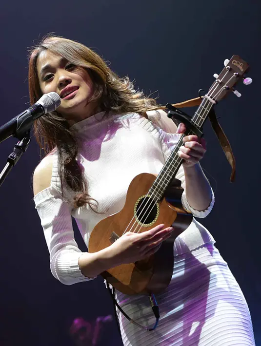 “Numeric ini karena karya kedua aku (I I digabung menjadi II = 2 romawi). Dan sound, karena sering dipanggil Captain sama fanbase, "Aye aye Captain" jadi judulnya I I," jelasnya.  (Deki Prayoga/Bintang.com)