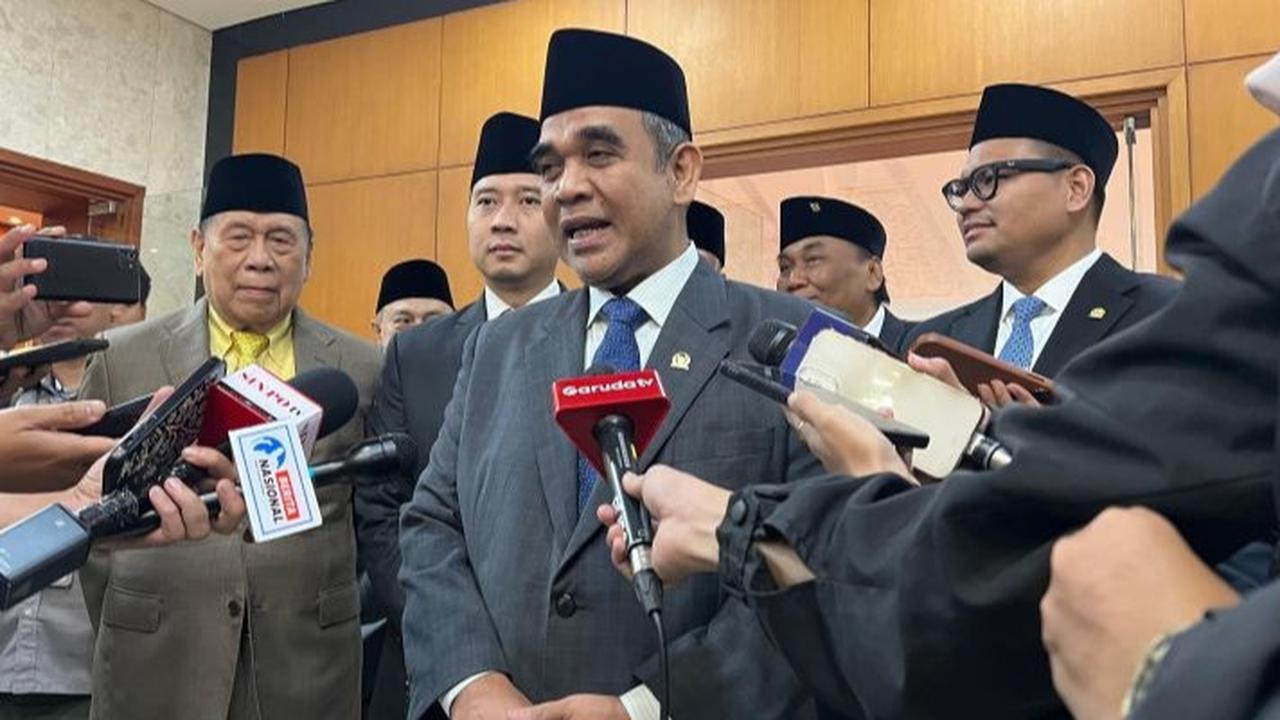 VIDEO: Muzani Gerindra Soal Kedatangan Didit Prabowo Ke Rumah Megawati: Dengan Puan Kan Akrab!