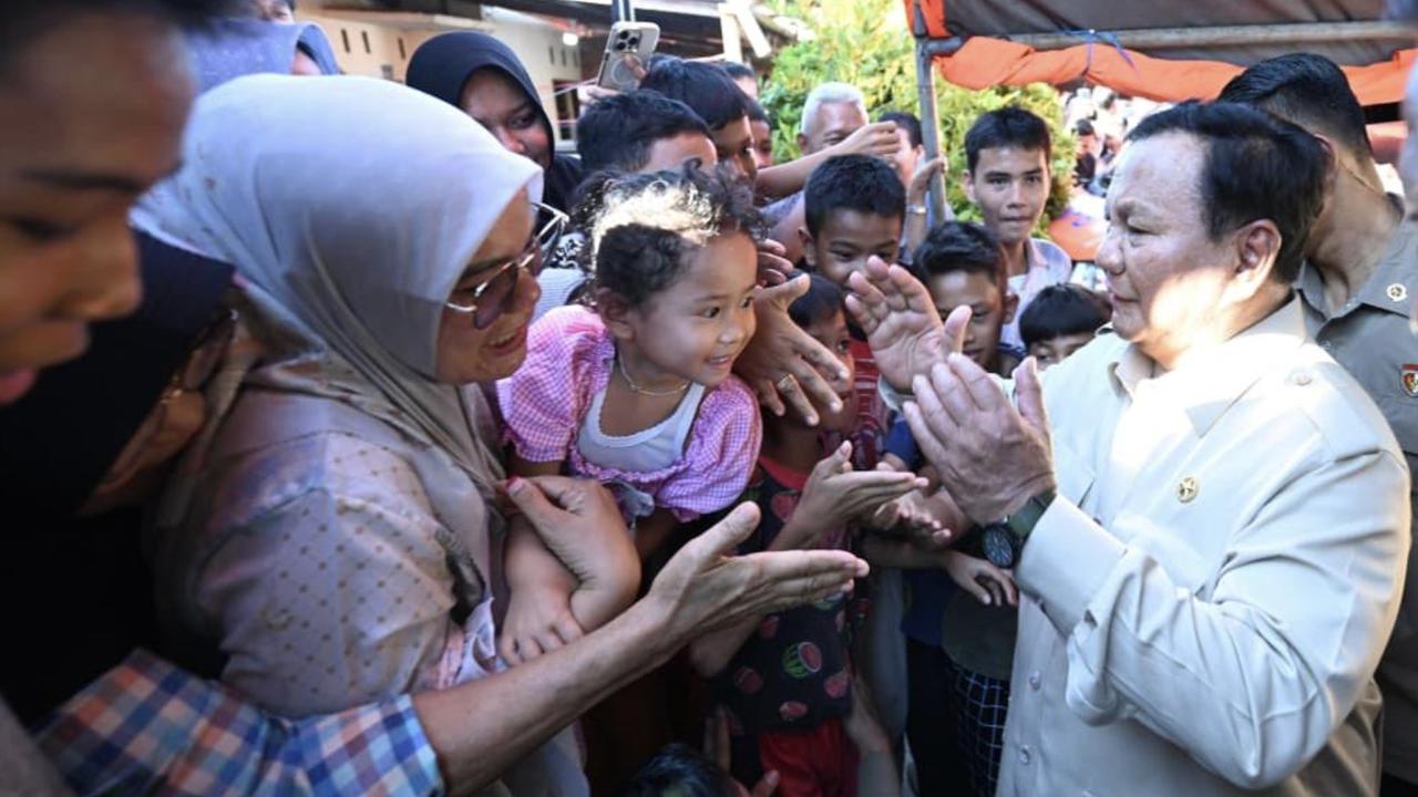 Presiden Prabowo Pastikan Pemerintah Bantu Perbaikan Rumah Warga yang Rusak Akibat Diterjang Banjir Sumatra