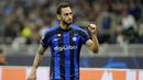 Tambahan tiga poin ini membuat Inter berada di peringkat ke-2 dengan enam poin. Sedangkan Barcelona menelan pil pahit karena dua kali kalah beruntun dan menempatkan mereka di peringkat ke-3 sementara dengan tiga poin. (AP/Antonio Calanni)