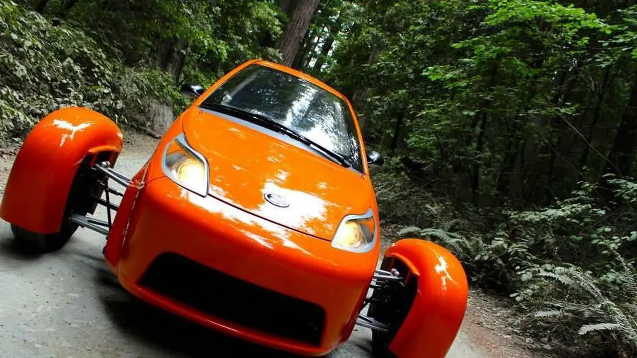 Mobil Roda Tiga P5