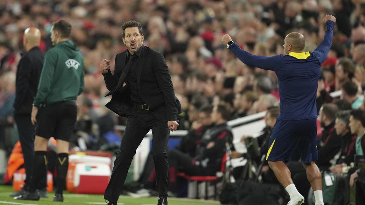 Insiden Cekcok Simeone dengan Fans Liverpool Bikin Gaduh, Begini Komentar Mikel Arteta