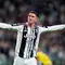 Dusan Vlahovic dari Juventus merayakan gol yang mengubah skor jadi 2-0 dalam pertandingan Serie A antara Juventus dan Udinese di Allianz Stadium, Minggu, 18 Mei 2025. (Spada/LaPresse via AP)