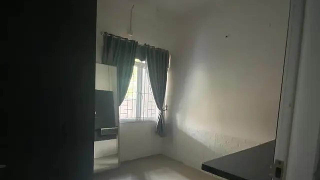 sudah ada beberapa parabot yang ada di dalamnya