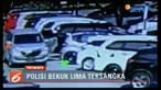 Berkat rekaman CCTV, polisi berhasil membekuk lima orang pembobol mobil di Bandara Adisutjipto, Yogyakarta. Sejumlah barang bukti seperti laptop dan uang tunai milik korban diamankan.