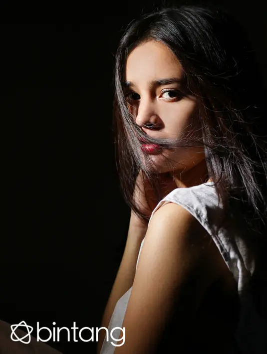 Ditemui di Pondok Indah, Jakarta Selatan, pada Rabu (19/8/2015), Michelle mengaku hobi sepak bola. Ia bersama teman-teman artis wanita lainnya memiliki perkumpulan bernama 69 FC Ladies. (Fathan Rangkuti/Bintang.com)