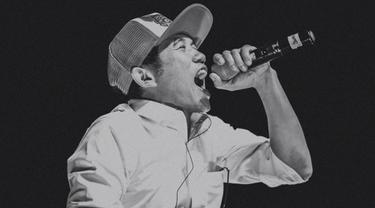 Lirik Lagu Jogja Hiphop Foundation Jogja Istimewa - Kitab Blog