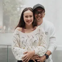 Pamela Bowie dilamar kekasihnya (Instagram/pammybowie)