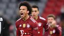 Leroy Sane. Sayap kiri asal Jerman berusia 25 tahun yang kini menjalani musim keduanya bersama Bayern Munchen ini kini berbanderol 70 juta euro, mengalami kenaikan dari sebelumnya yang hanya 60 juta euro. Bersama Die Roten musim ini ia telah mencetak 11 gol di semua ajang. (AFP/Uwe Christof Stache)
