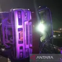 Kronologi Truk Terguling di Tomang, Besi 30 Ton Berjatuhan dari Flyover
