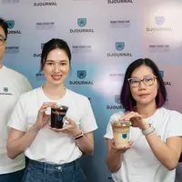 Konferensi Pers Laura Basuki, aktris dan pengusaha ternama, yang resmi diperkenalkan sebagai Chief Excitement Officer (CEO) baru Djournal Coffee (Dok/Djournal Coffee)