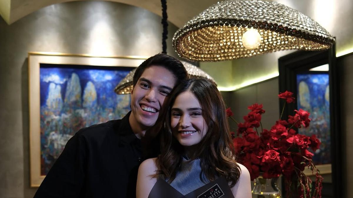 Potret Romantis Syifa Hadju dan El Rumi Rayakan Anniversary Pertama, Kalung Cartier Love Jadi Kado Istimewa