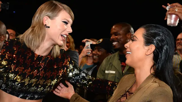 [Bintang] Taylor Swift - Kim Kardashian