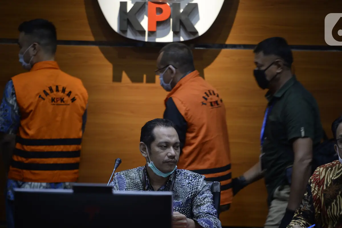 Belum lama ini beredar dugaan pemerasan yang dilakukan pimpinan Komisi Pemberantasan Korupsi (KPK) terkait penanganan kasus dugaan korupsi Syahrul Yasin Limpo di Kementerian Pertanian (Kementan). Itulah top 3 news hari ini.