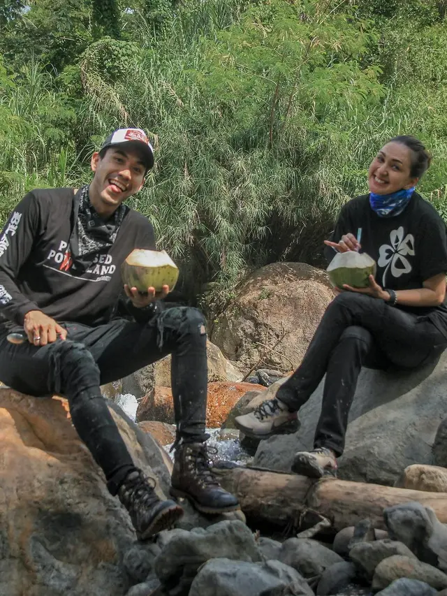 Donna Agnesia Ikut Darius Sinathrya Offroad