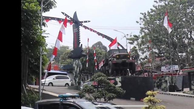 Restoran Militer Dewi Perssik