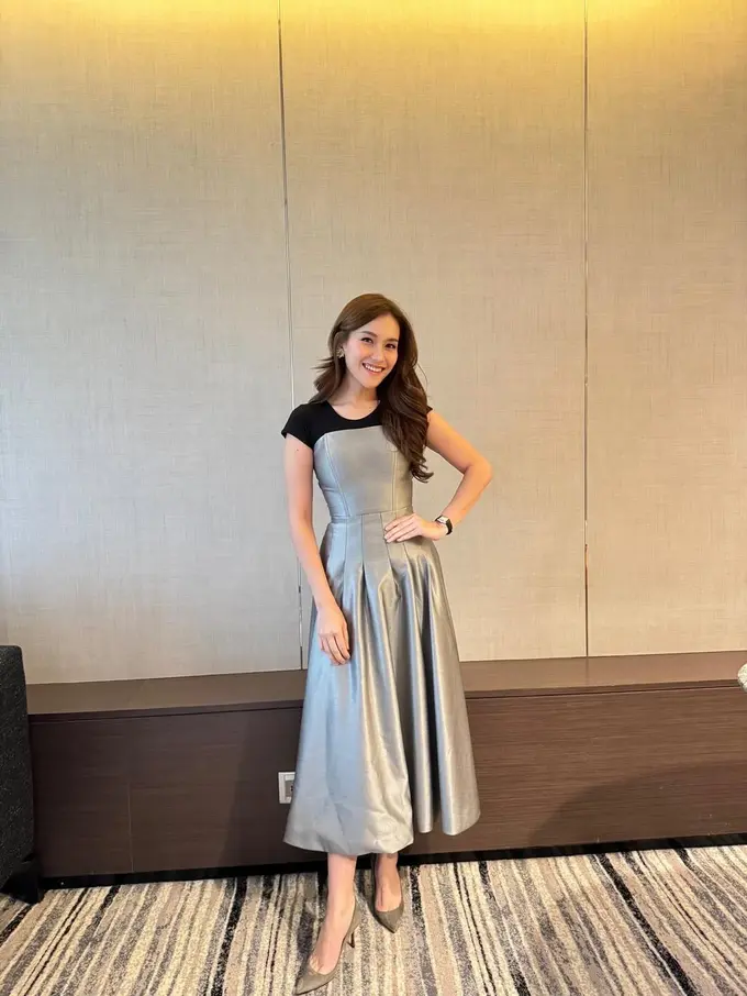 Tampil Total dengan Riasan dan Styling Rambut Sendiri, Gaya Ayu Ting Ting Tetap Menawan Meski Grogi Interview Lee Min Ho dan Ahn Hyo Seop