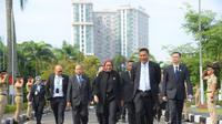 Rektor IPDN, Dr. Halilul Khairi., M.Si menyambut antusias kehadiran MenpanRB Rini Widyantini., S.H., M.P.M di depan seluruh civitas akademika dan praja IPDN.
