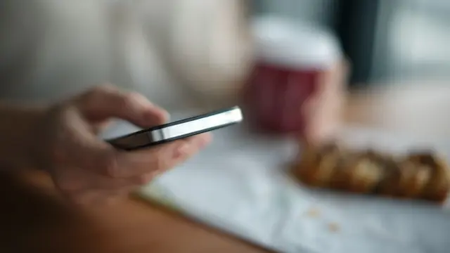 Ilustrasi aplikasi kencan