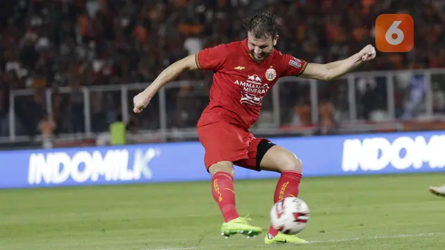 Bek Persija Jakarta, Marco Motta