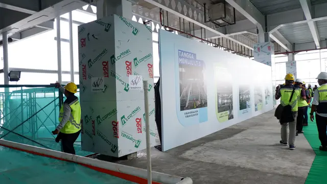Bandara dengan Terminal Terapung (Floating Airport) pertama di Indonesia dengan mengusung konsep Eco-Green Airport