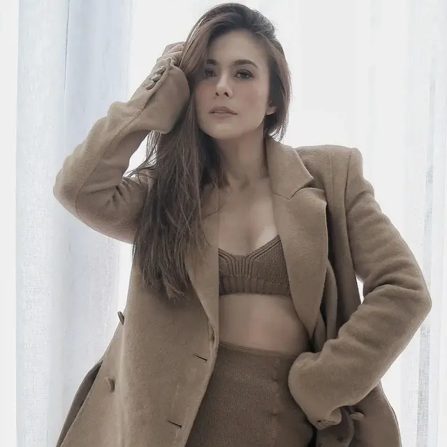 12 Seleb Indo yang Reverse Aging, Para Hot Mama yang Makin Mempesona di Usia 40an