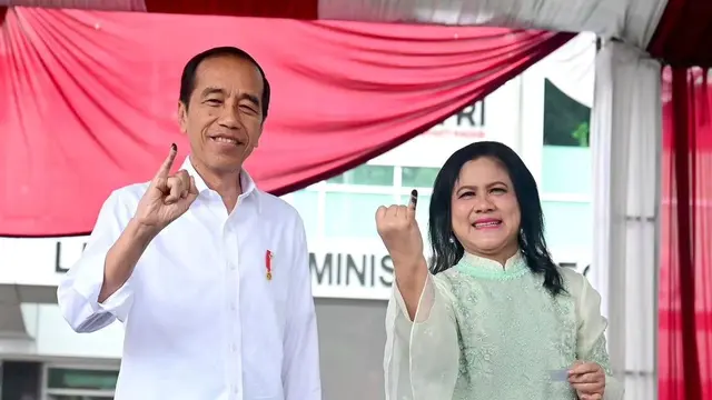 6 Gaya Presiden Jokowi dan Ibu Negara Iriana Nyoblos Pemilu 2024 di TPS Gambir