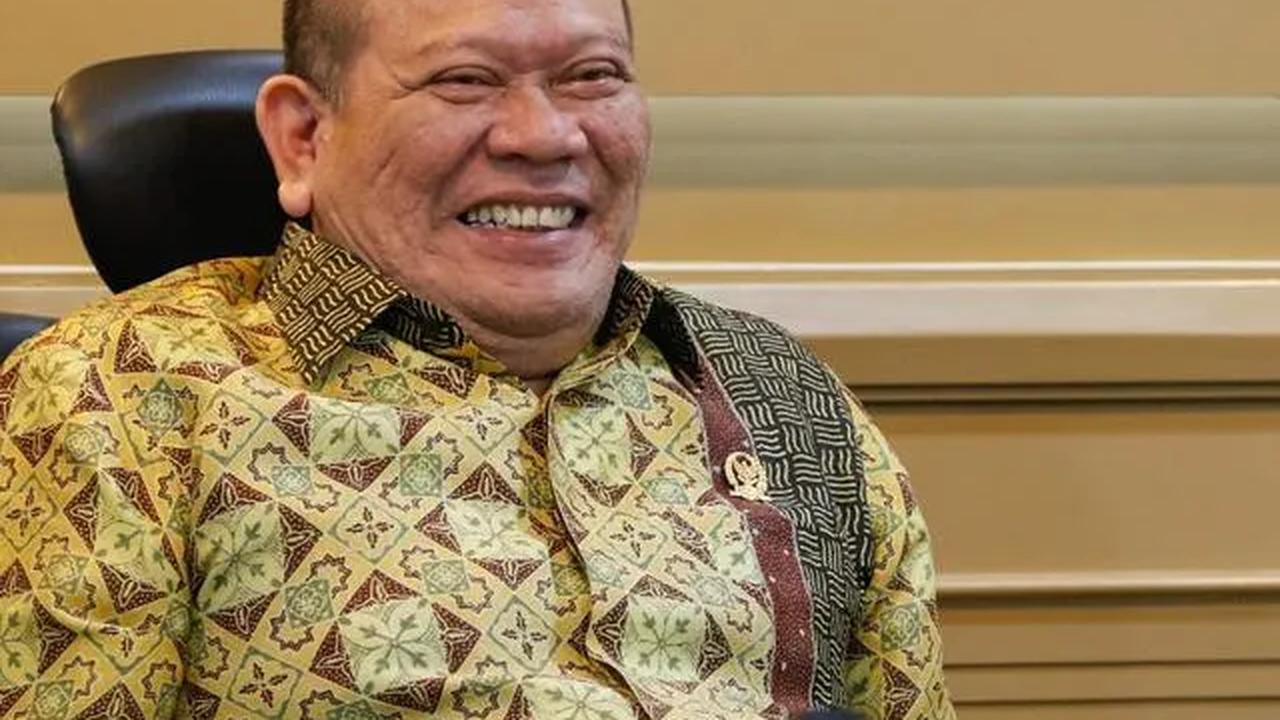 DPD RI menawarkan lima proposal untuk melakukan amandemen konstitusi. Pertama, adalah mengembalikan MPR RI sebagai lembaga tertinggi negara.