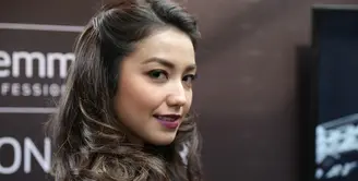 Pesinetron cantik Velove Vexia memiliki hobi olahraga yang memacu andrenalin. Sejak beberapa tahun belakangan ini, disela kesibukannya, ia selalu menyempatkannya. (Galih W. Satria/Bintang.com)