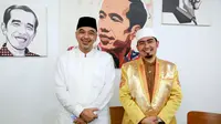 Peringati Malam Nuzulul Quran, Ustaz Solmed dan Ahmad Zaki Berbagi Kursi Roda