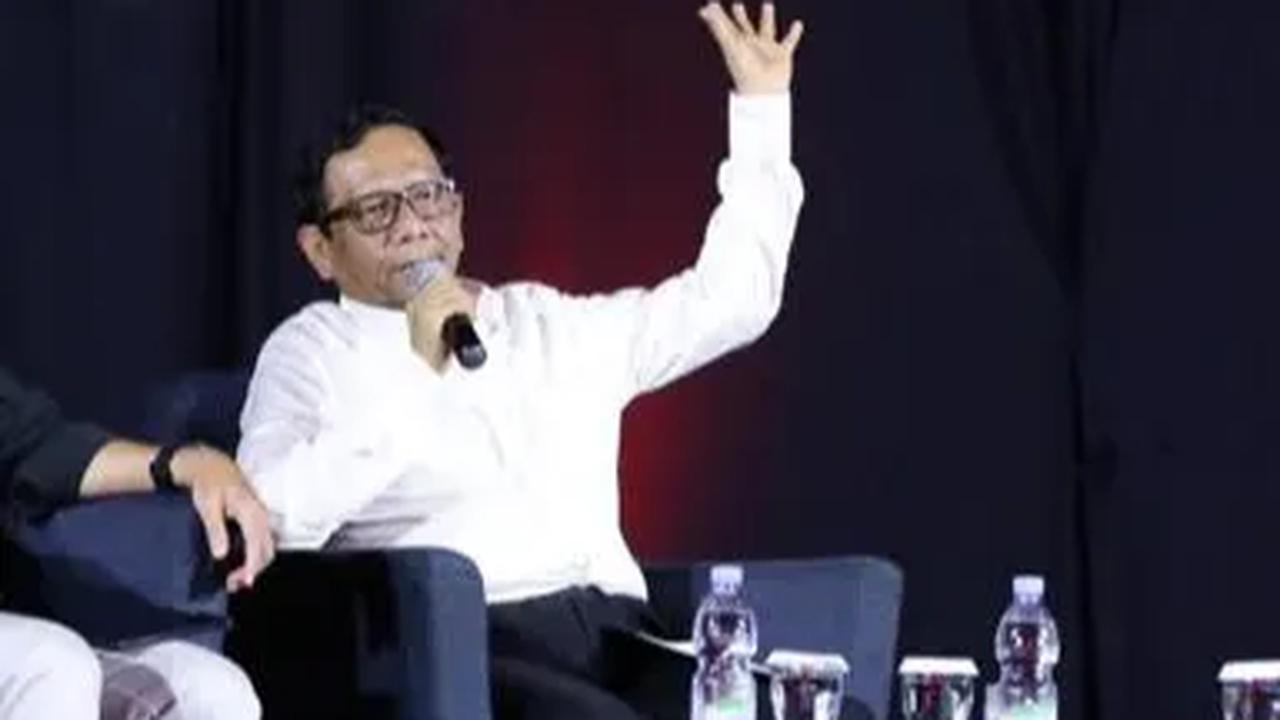 VIDEO: Mahfud Md Wanti-Wanti Pilih Capres & Cawapres "Agar Tak Dirampas Tata Pemerintah Jorok"