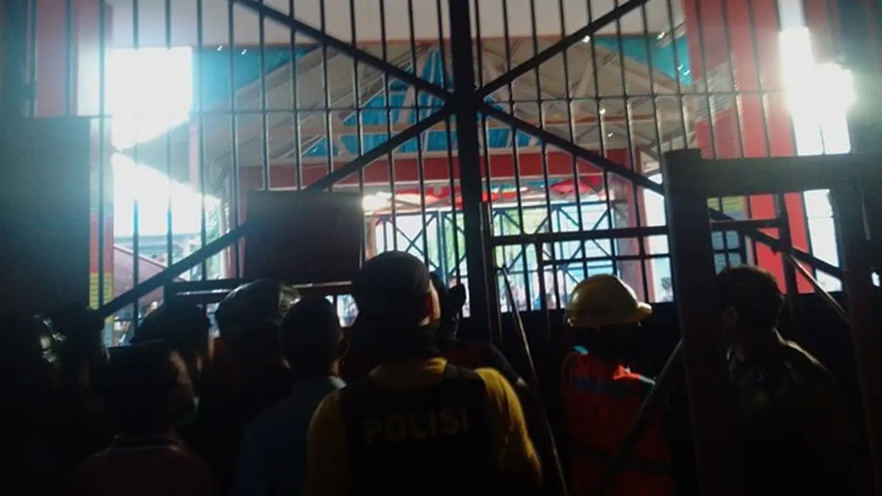 Kasus  kebakaran dan kerusuhan yang terjadi di Lapas Tuminting Manado, Sabtu 11 April 2020.