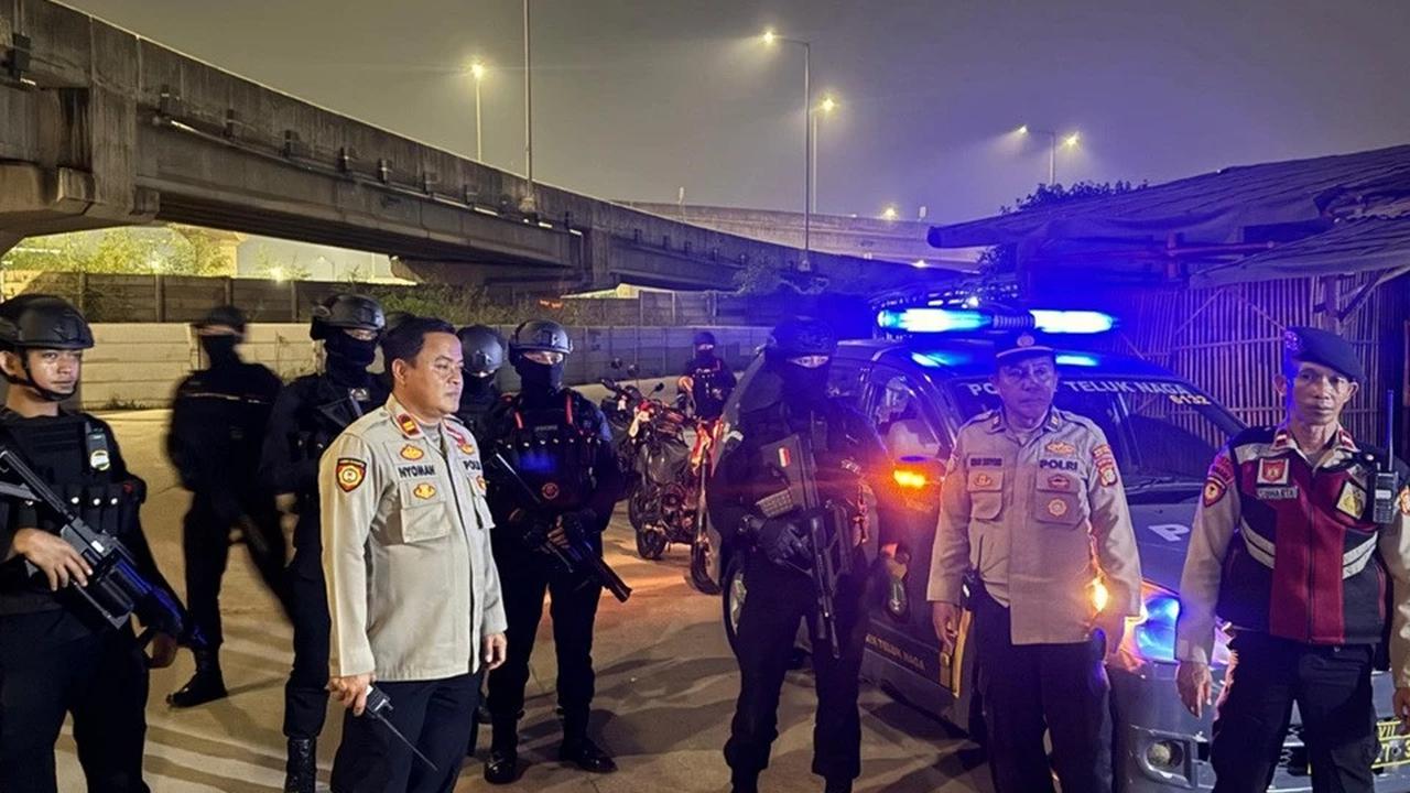 Polisi Bubarkan Tawuran di Kosambi
