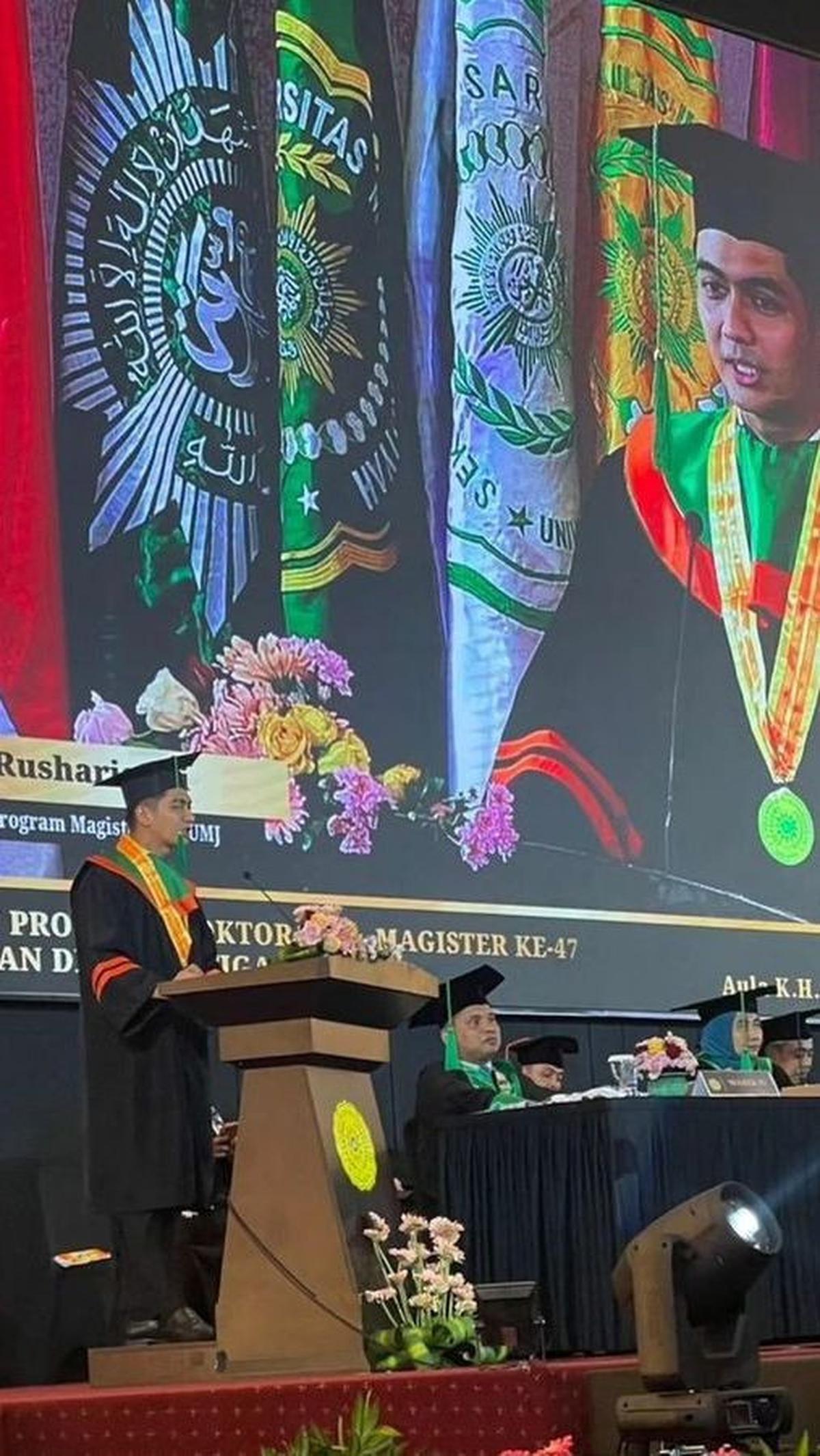 Prestasi lulus dengan IPK tinggi bukan satu-satunya pencapaian Teuku Ryan.