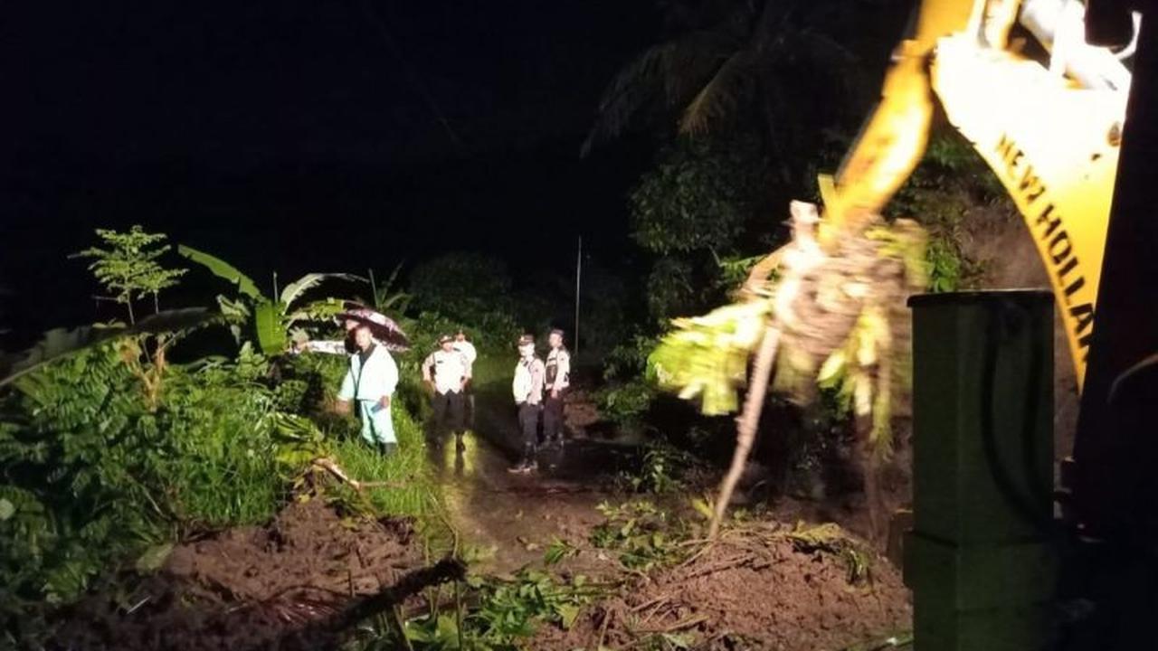 Bencana Longsor Pati: Hujan Deras Sebabkan Tanah Longsor dan Jembatan Putus di Sejumlah Wilayah
