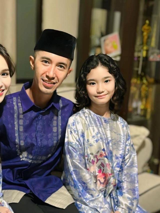 Ayu Ting Ting dan Bilqis bareng Fardhana