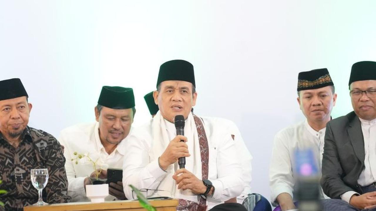 Wamenag Tegaskan Peran Pesantren sebagai Benteng Kerukunan Indonesia yang Inklusif