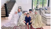 Kumpul Keluarga, Ini 6 Momen Haru BCL Ziarah ke Makam Ashraf hingga Rayakan Lebaran (sumber: Instagram.com/bclsinclair)