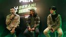 Pesepak bola, Nadeo Argawinata, memberikan keterangan saat menghadiri konferensi pers kampanye terbaru Garnier Men #BeraniLebih di Jakarta, Rabu, (14/6/2023). Dalam kampanye terbaru tersebut, Garnier Men mendukung para pria untuk menjadi versi terbaik diri mereka. (Bola.com/M Iqbal Ichsan)