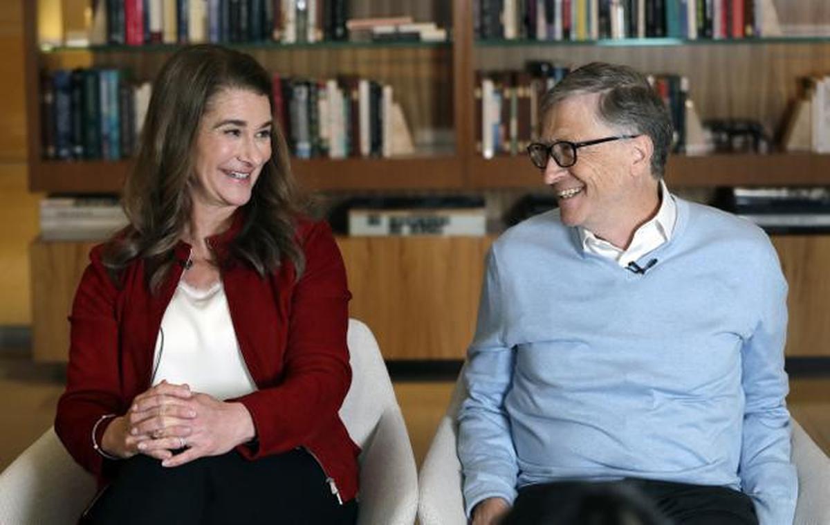 Bill Gates Sesali Setiap Menit Waktu yang Dihabiskan Bersama Predator Seksual Jeffrey Epstein