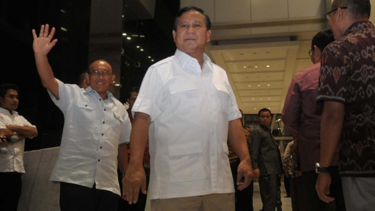 Reaksi Zulkifli di depan Prabowo setelah PAN gabung ke Jokowi