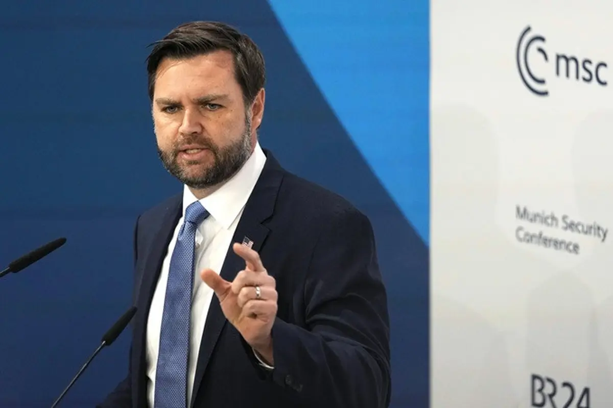 Wakil Presiden Amerika Serikat JD Vance saat berbicara di Konferensi Keamanan Munich pada Jumat (14/2/2025).
