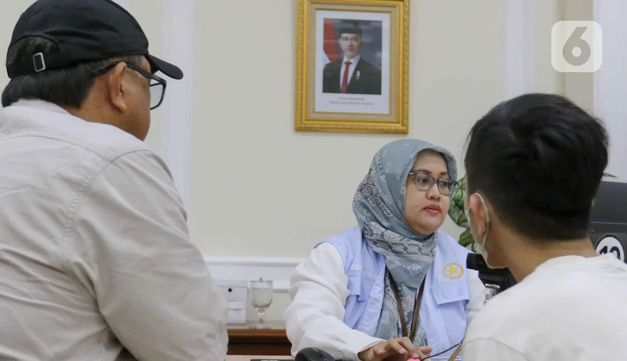 Laporan warga yang hadir sangat bervariasi, mulai dari ijazah yang tertahan hingga persoalan Kartu Jakarta Pintar (KJP). (Liputan6.com/Herman Zakharia)