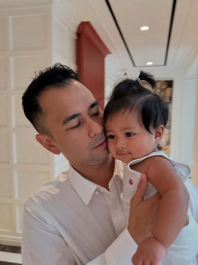Potret Kebersamaan Raffi Ahmad dan Baby Lily (credit: instagram.com/raffinagita1717).