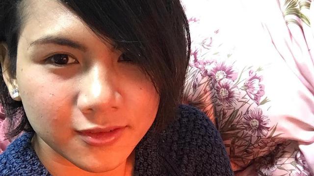 Potong Rambut Pendek Istri Aming Tetap Tampil Feminin Showbiz
