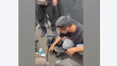 Viral Pria Diinterogasi Polisi Saat Demo, Polda Metro Sebut Kesalahpahaman
