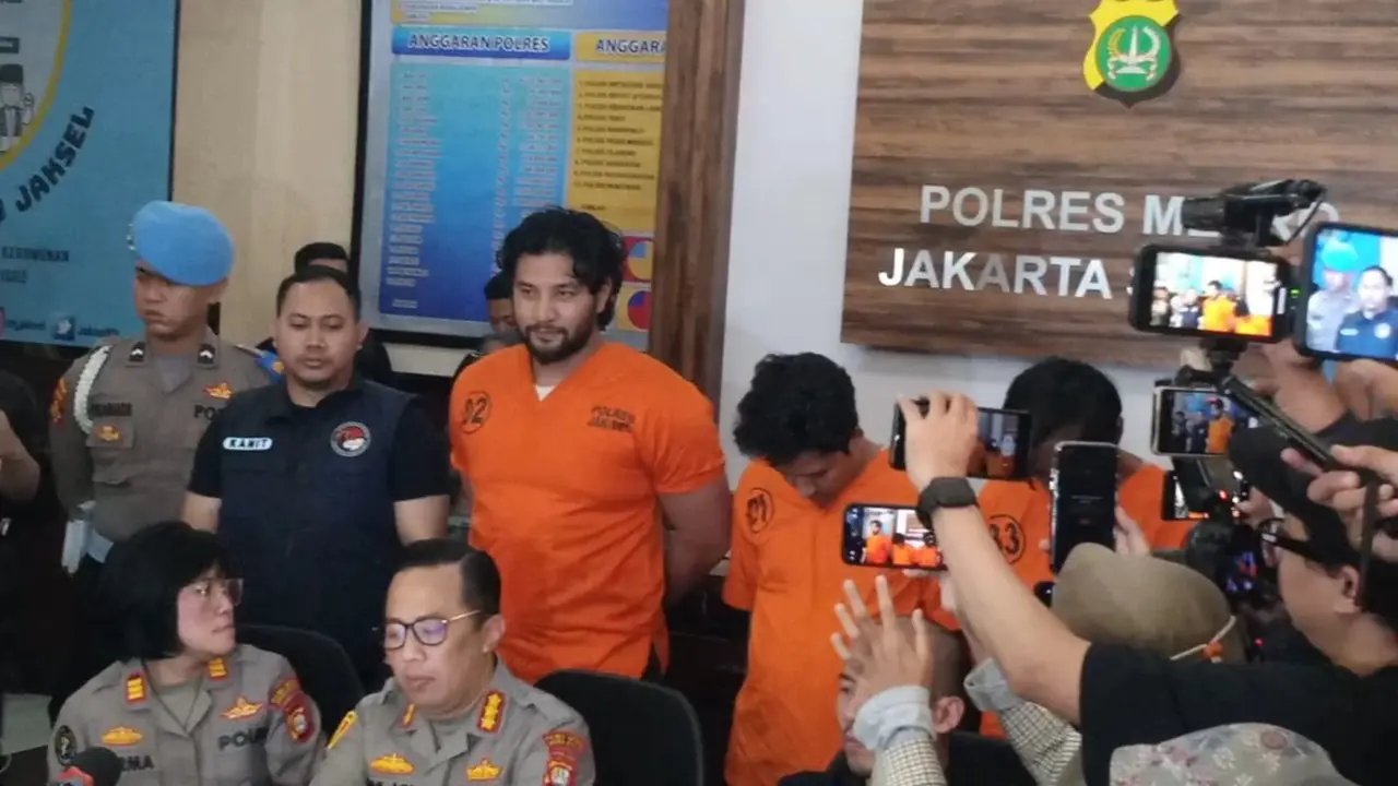 Ammar Zoni di Polres Metro Jakarta Selatan - (Liputan6.com - M. Altaf Jauhar)