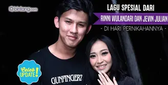 Rinni Wulandari dan Jevin Julian akan menyanyikan sebuah lagu di hari pernikahannya. 