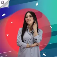 Berikut ini 5 fakta di balik konser tunggal Syahrini yang bertajuk Journey of Syahrini. (Foto: Bambang E. Ros/Bintang.com, Desain: Nurman Abdul Hakim/Bintang.com)