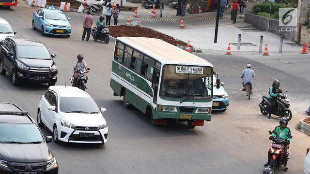Sandiaga Uno Larang Kopaja dan Metromini Lewati Jalan Protokol Saat Asian Games